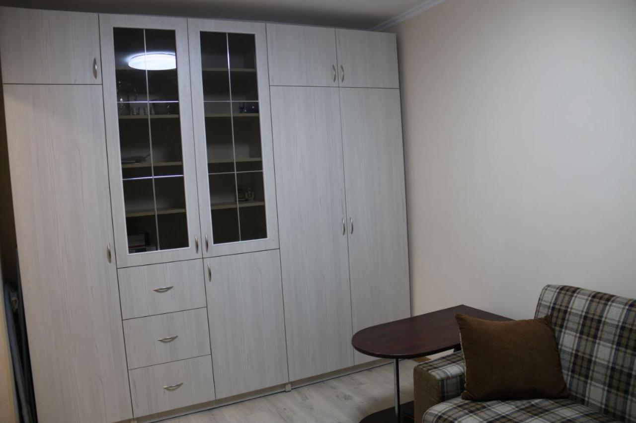 Смарт-Квартира На Юності 文尼察 外观 照片